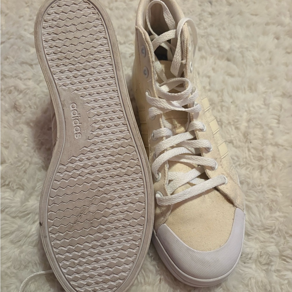 ✨Cream Summer Shoes✨